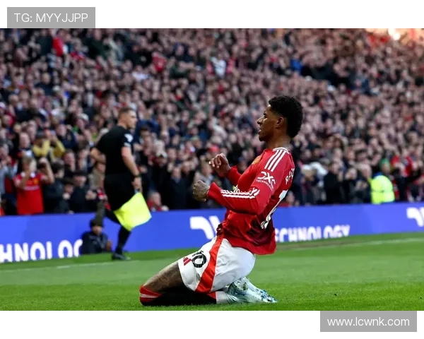 曼联大胜副班长4-1跃升至英超第六位 曼联大胜副班长4-1跃升至英超第六位